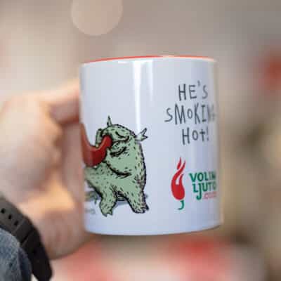 He's smoking hot šalica 1