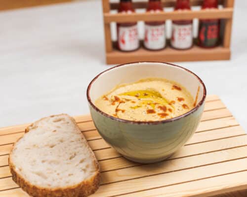Chili Hummus - SpicyDays.com