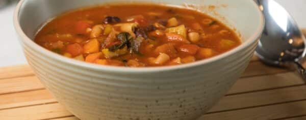 Proljetna Minestrone juha s twistom 1