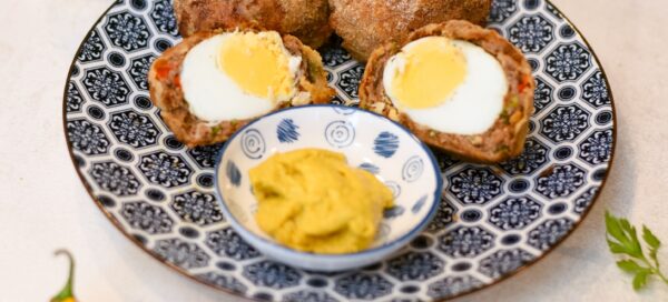 Pohana jaja po škotskom (Scotch eggs recept) 1